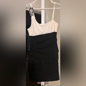 Junior’s Homecoming Dress